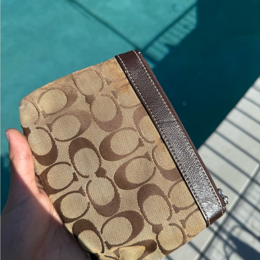 Vintage Coach Signature Brown and Tan Wristlet - Picture 3 of 4